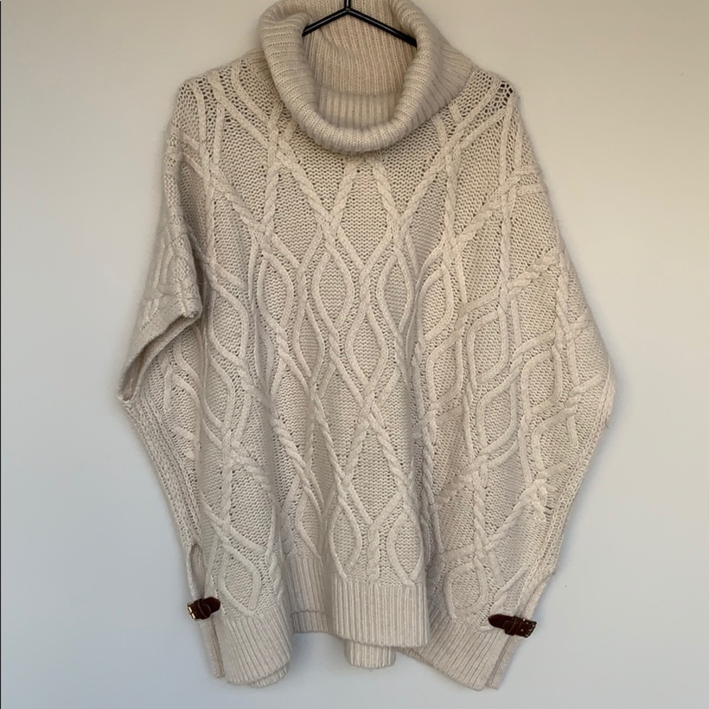 Max Studio Poncho